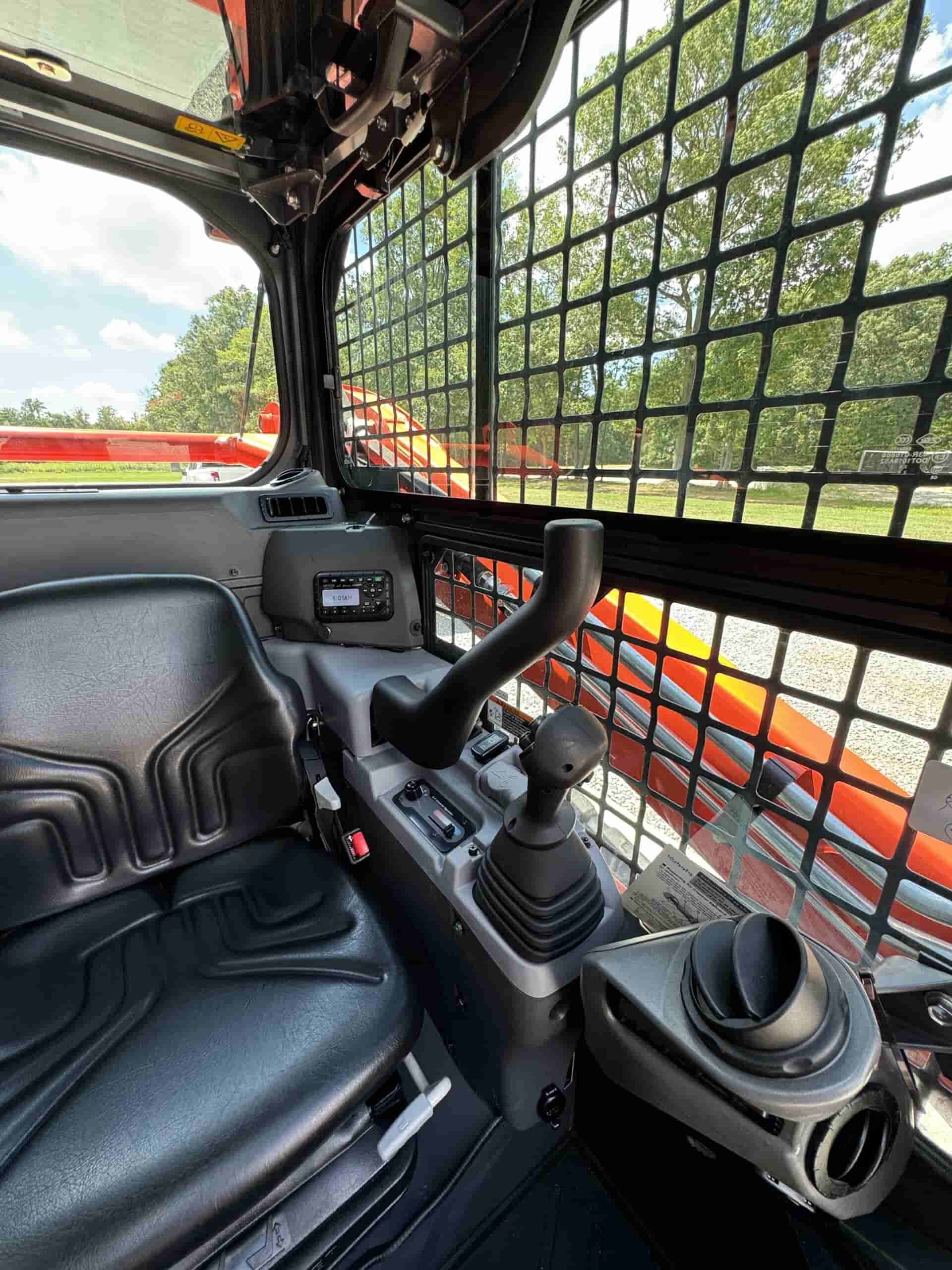 2021 KUBOTA SVL65-2 CLEAN
